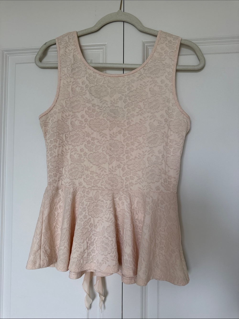 Mary Jane Floral Lace Peplum Tank - Blush